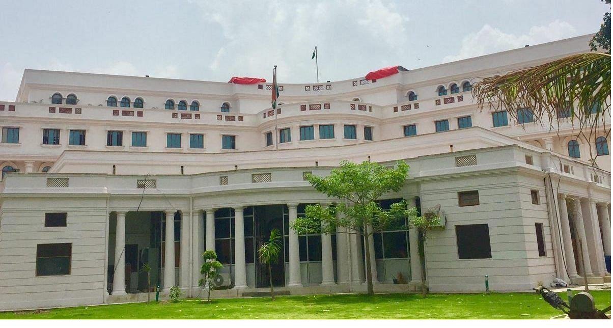 Asi Tilak Marg